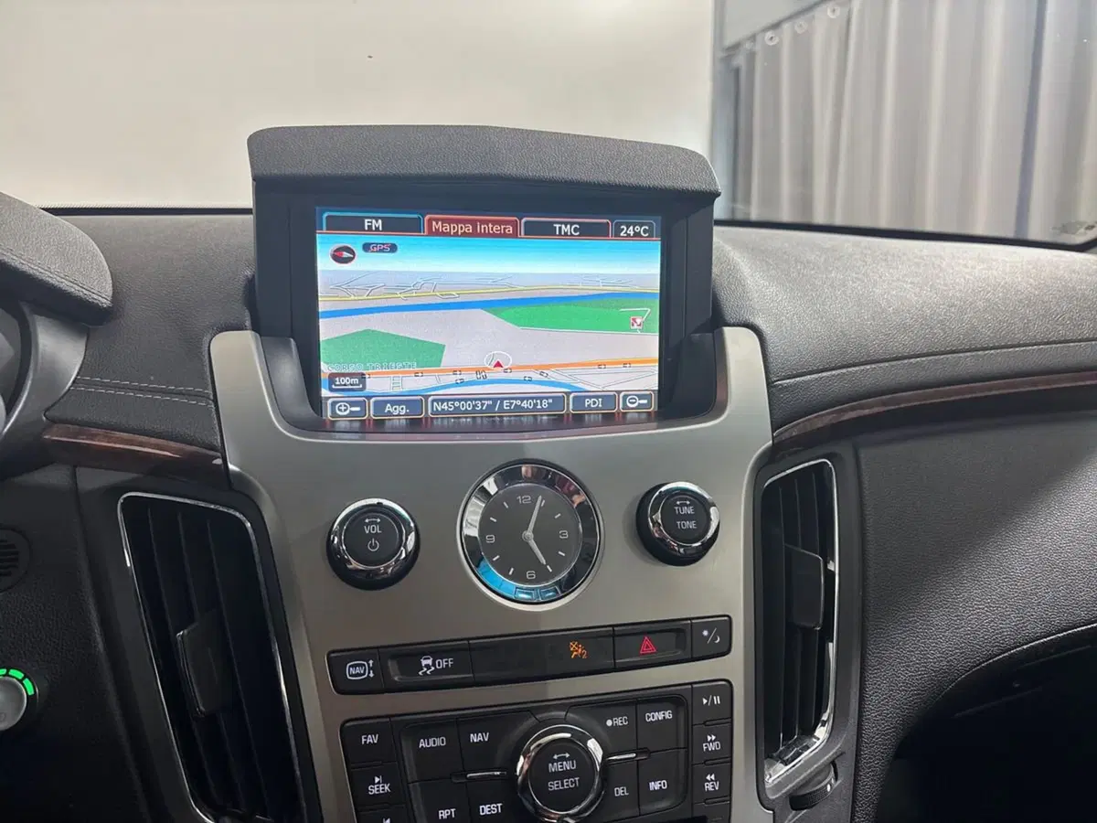 Cadillac CTS Station Wagon usata a Torino (14)