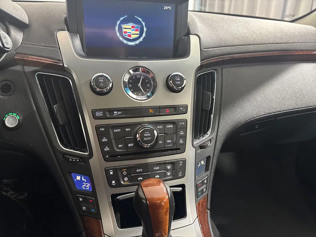 Cadillac CTS Station Wagon usata a Torino (15)