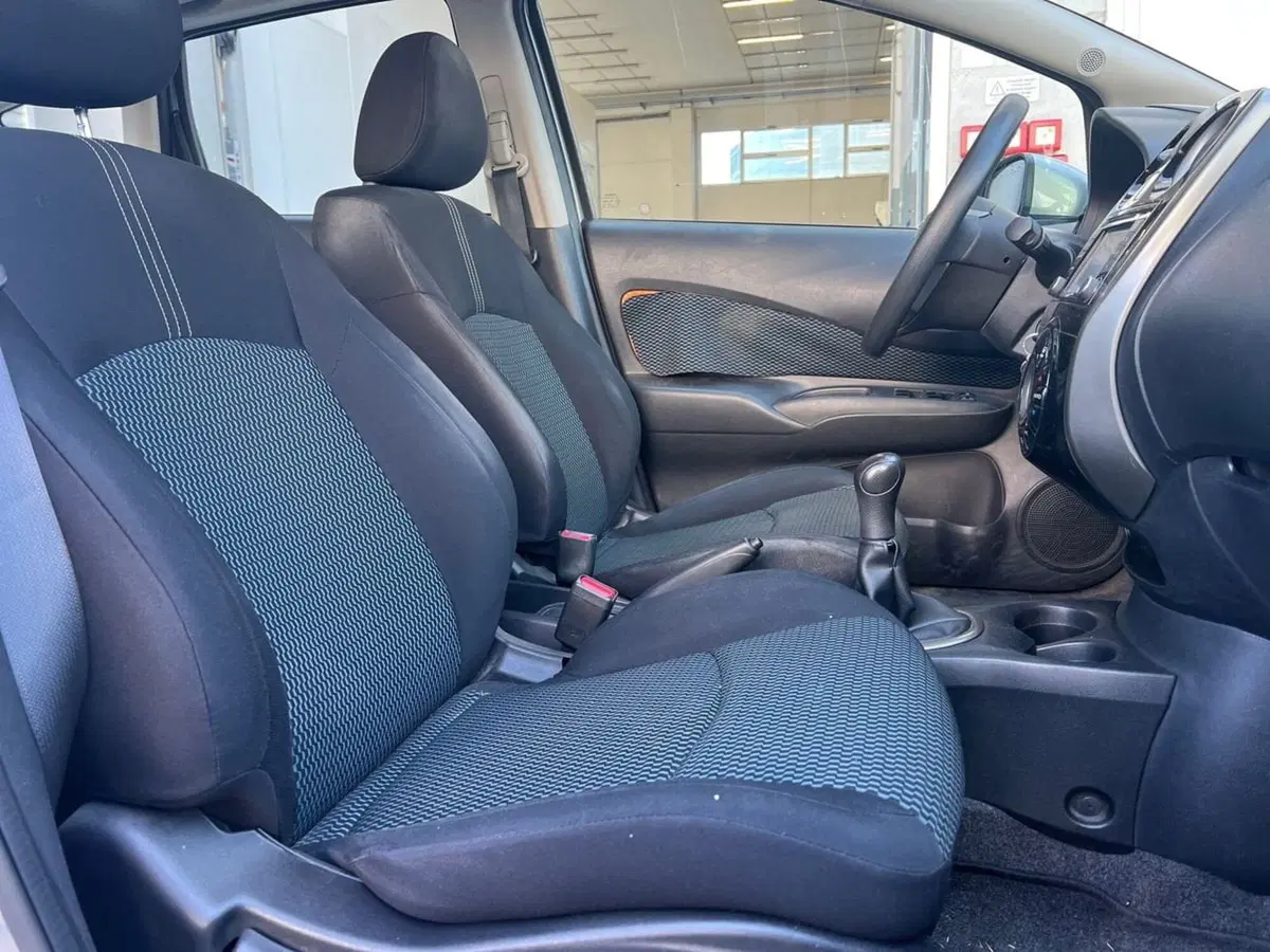 Nissan Note usata a Siena (10)