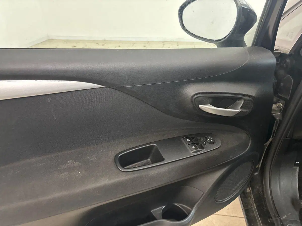 Fiat Punto usata a Torino (13)