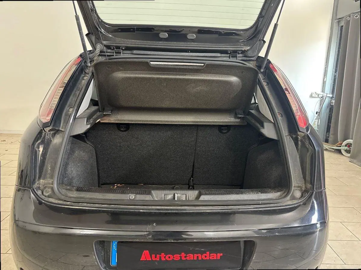 Fiat Punto usata a Torino (15)