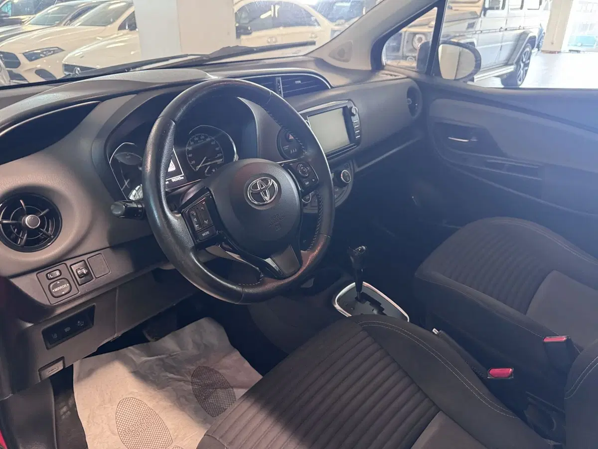 Toyota Yaris usata a Messina (7)