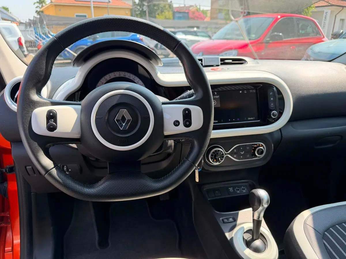 Renault Twingo usata a Pavia (11)