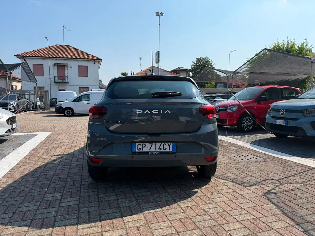 Dacia Sandero usata a Pavia (19)