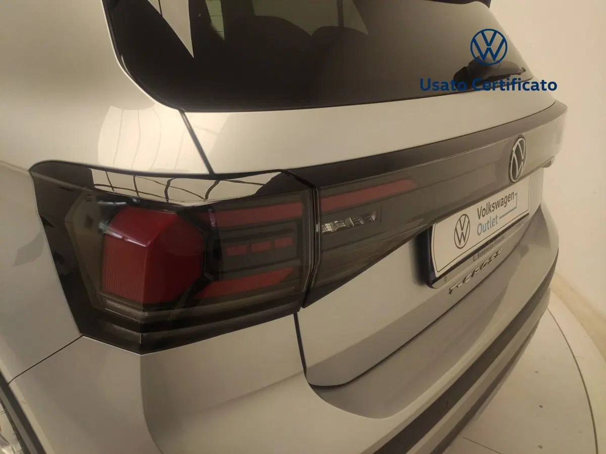Volkswagen T-Cross nuova a Avellino (10)