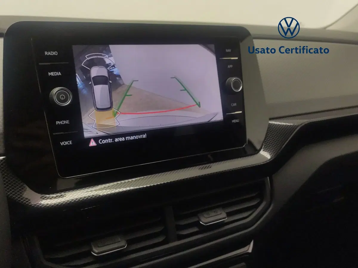Volkswagen T-Cross nuova a Avellino (20)