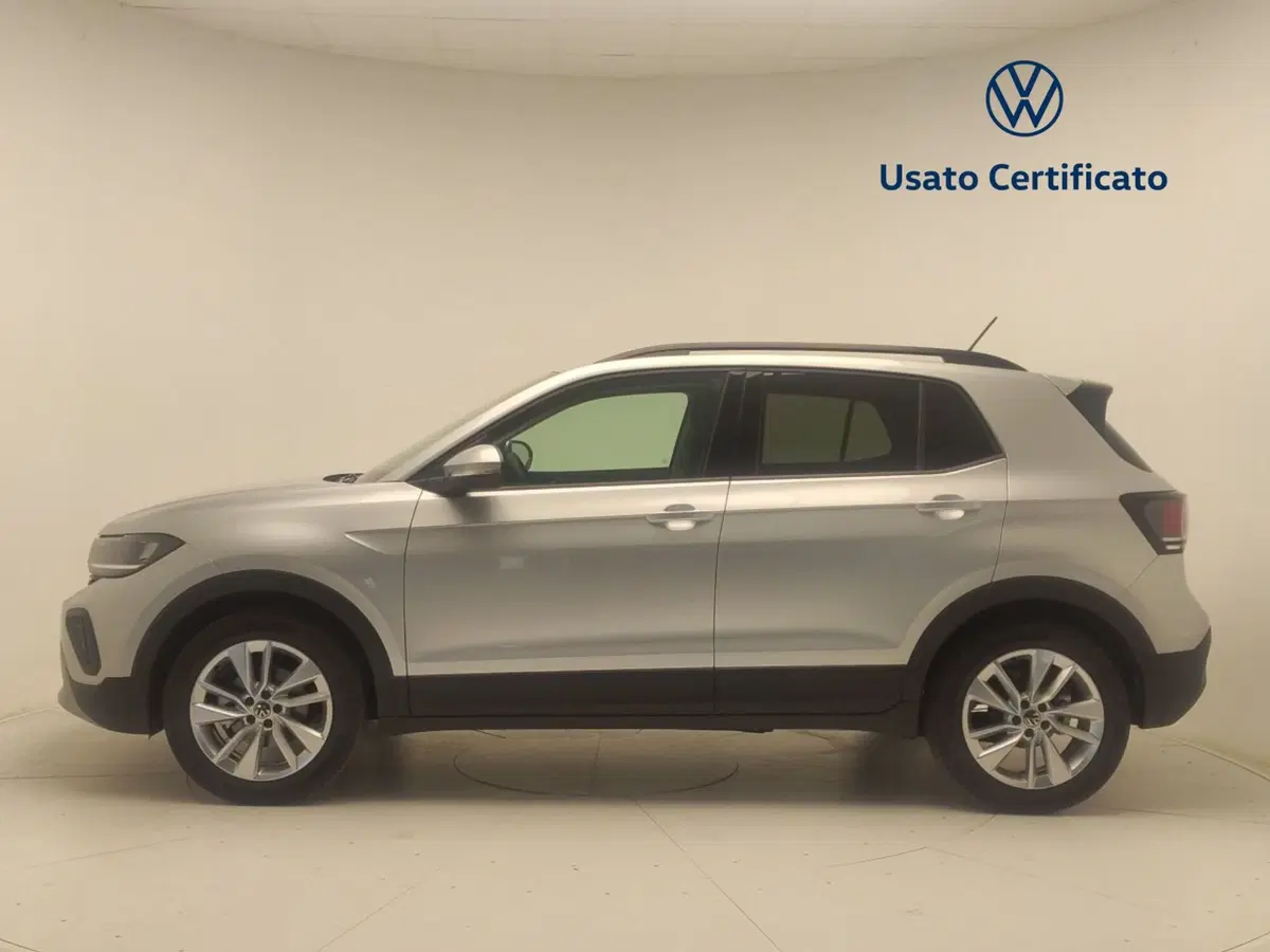 Volkswagen T-Cross nuova a Avellino (4)