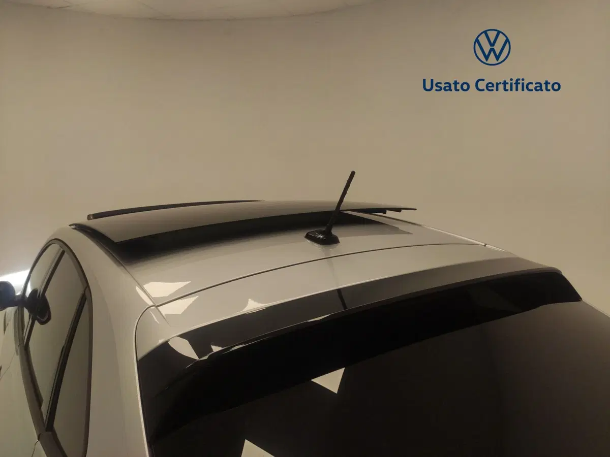 Volkswagen Taigo usata a Avellino (13)