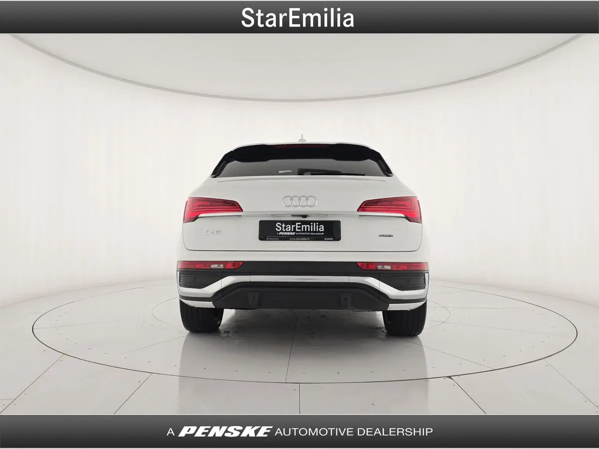 Audi Q4 Sportback usata a Bologna (4)