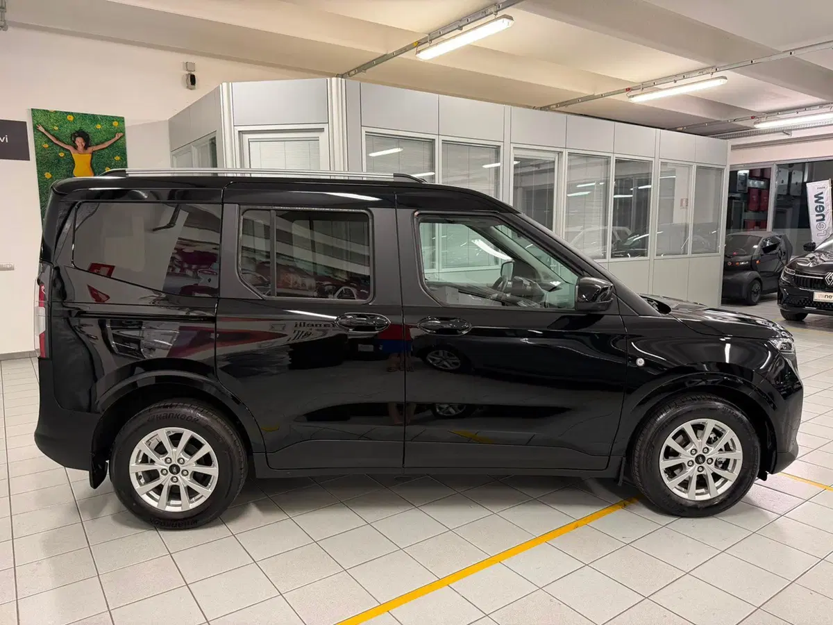 Ford Tourneo Courier usata a Brescia (2)