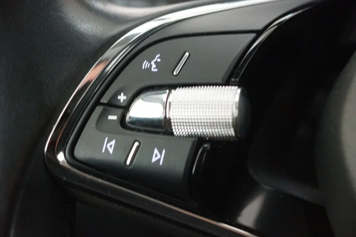 Skoda Karoq usata a Torino (14)