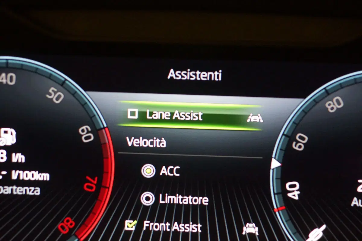 Skoda Karoq usata a Torino (16)