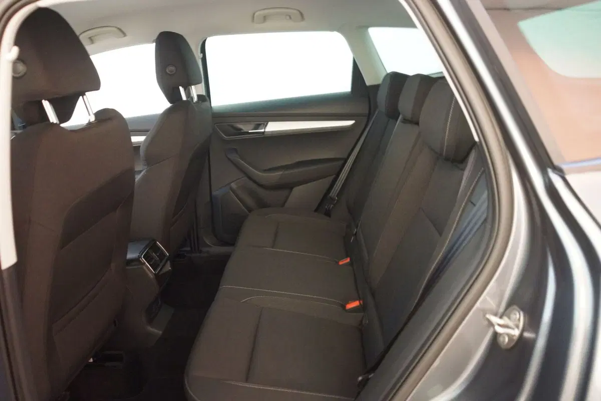 Skoda Karoq usata a Torino (8)
