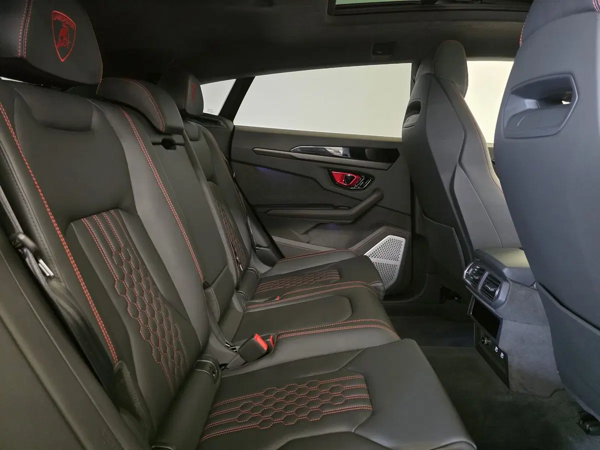 Lamborghini Urus usata a Bologna (17)