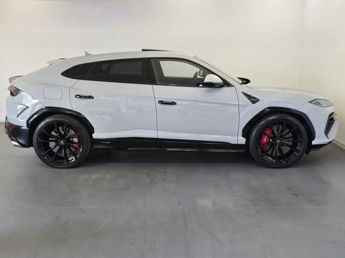 Lamborghini Urus usata a Bologna (2)