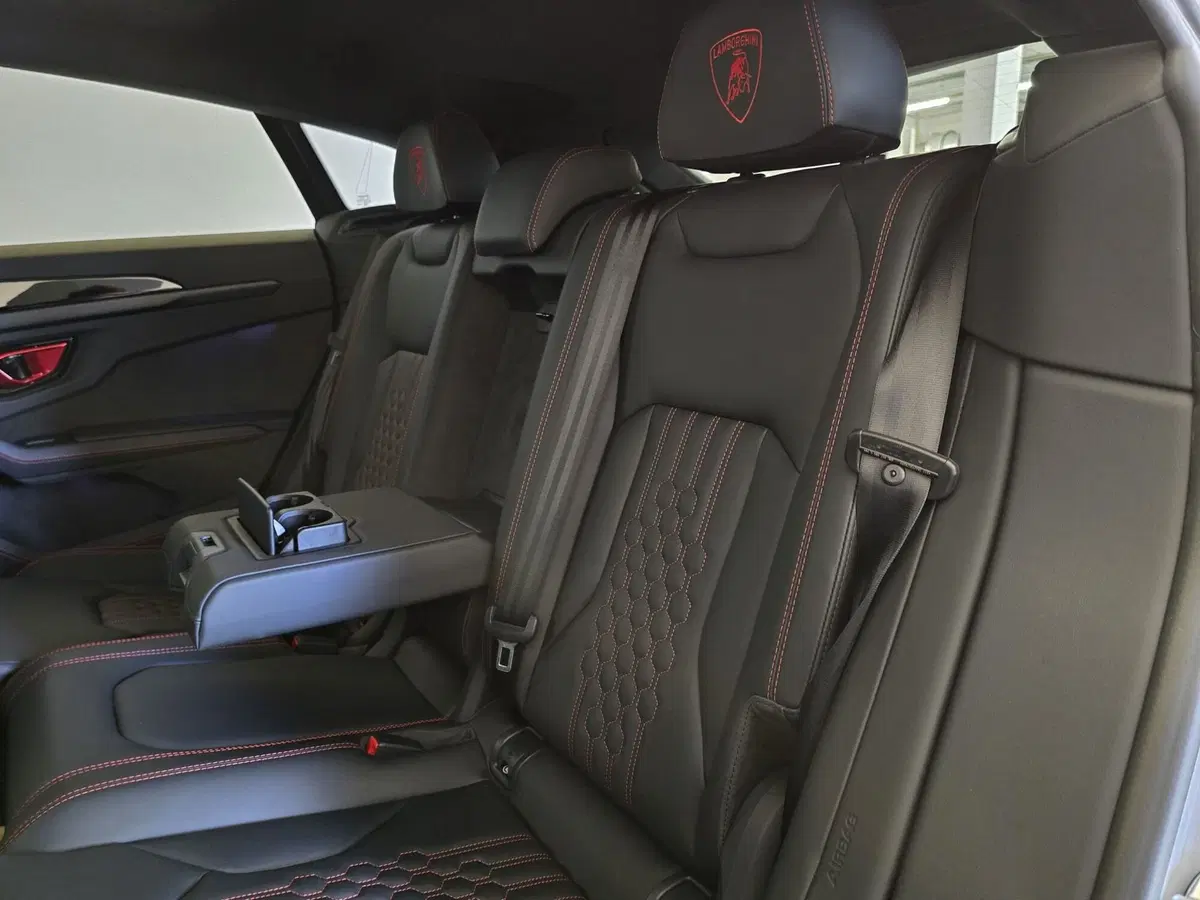 Lamborghini Urus usata a Bologna (8)