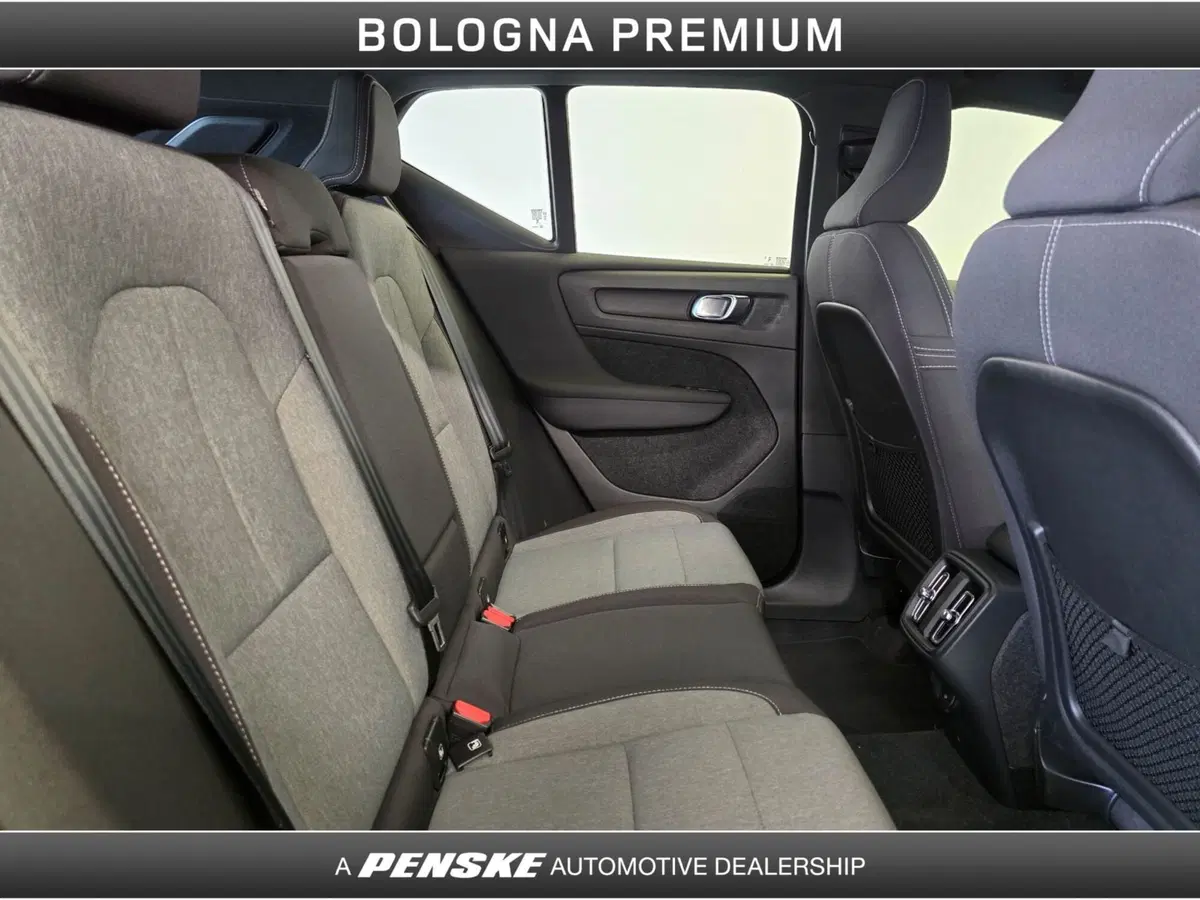 Volvo XC40 usata a Bologna (5)