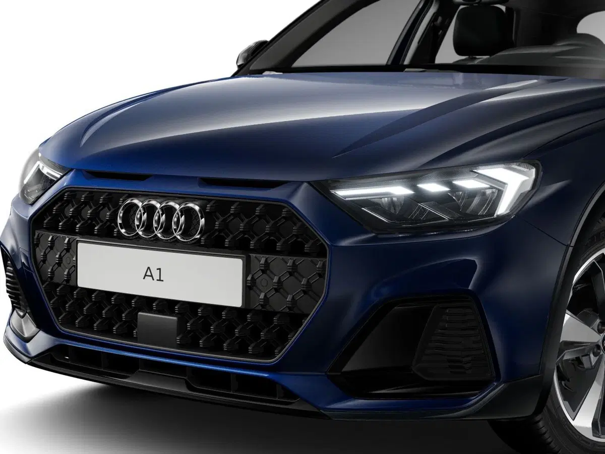 Audi A1 allstreet usata a Asti (7)