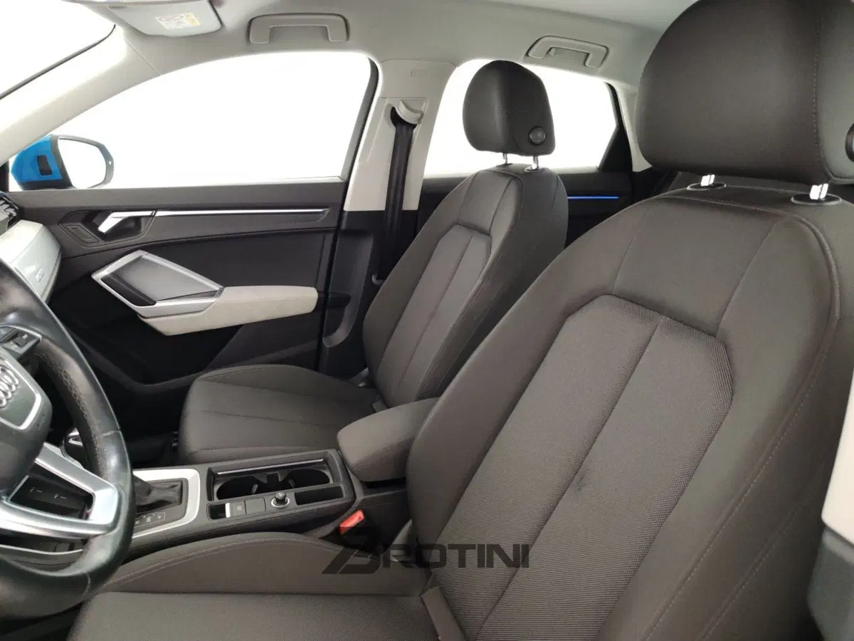 Audi Q3 Sportback usata a La Spezia (9)