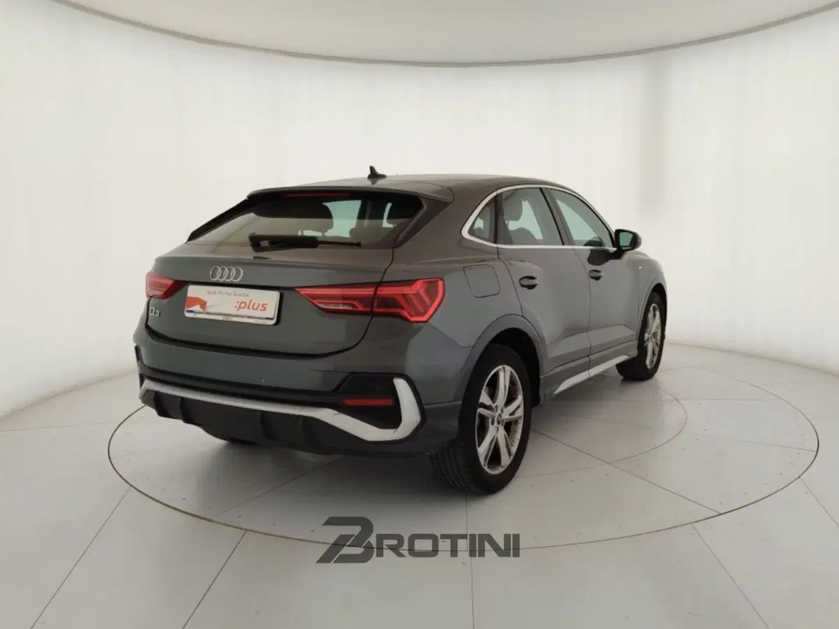 Audi Q3 Sportback usata a Massa-Carrara (3)