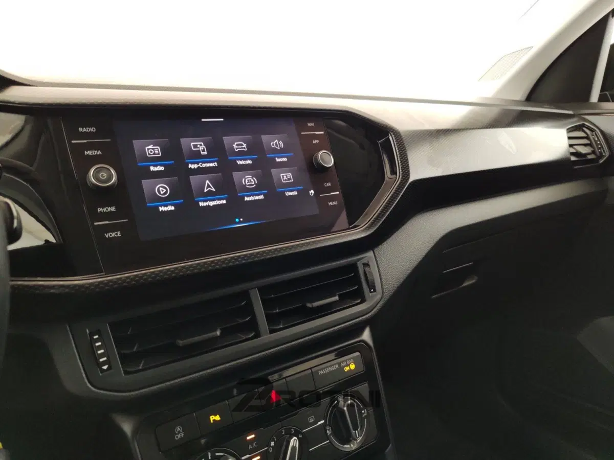 Volkswagen T-Cross usata a Massa-Carrara (12)