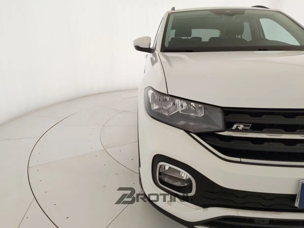 Volkswagen T-Cross usata a Massa-Carrara (5)