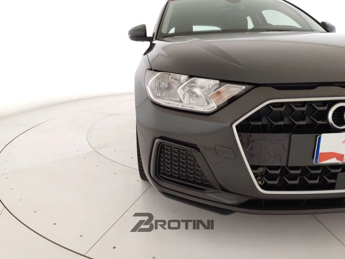 Audi A1 Sportback usata a Massa-Carrara (5)