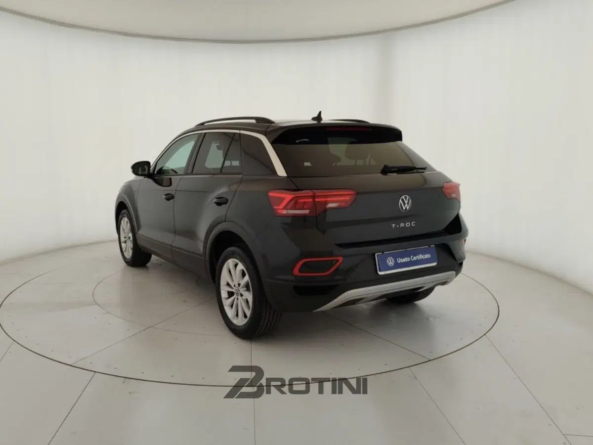 Volkswagen T-Roc usata a Massa-Carrara (2)