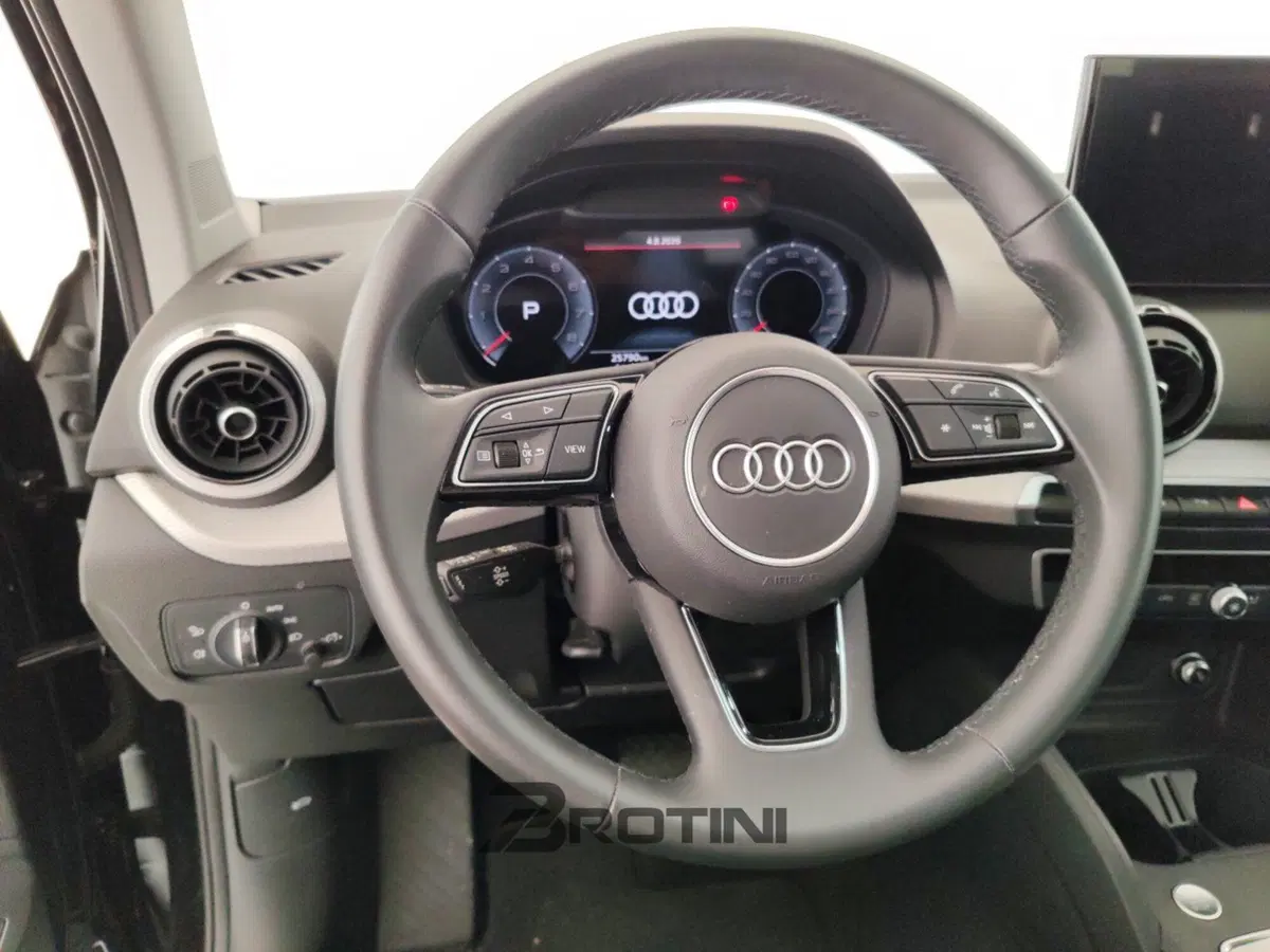 Audi Q2 usata a Massa-Carrara (14)