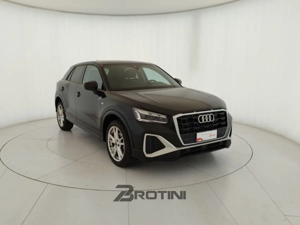 Audi Q2 usata a Massa-Carrara (4)