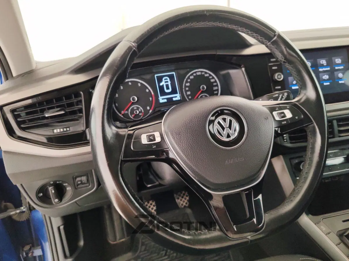 Volkswagen Polo usata a Massa-Carrara (14)
