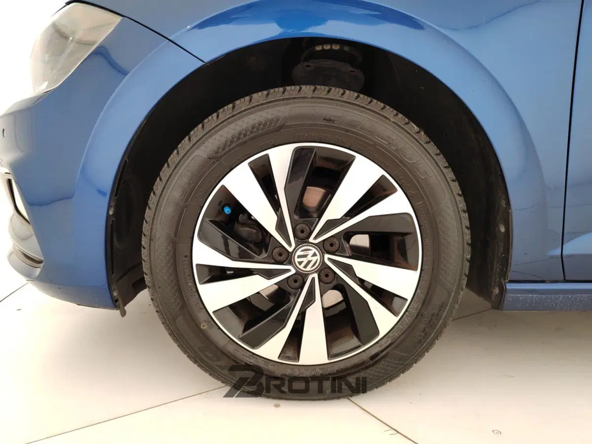 Volkswagen Polo usata a Massa-Carrara (6)