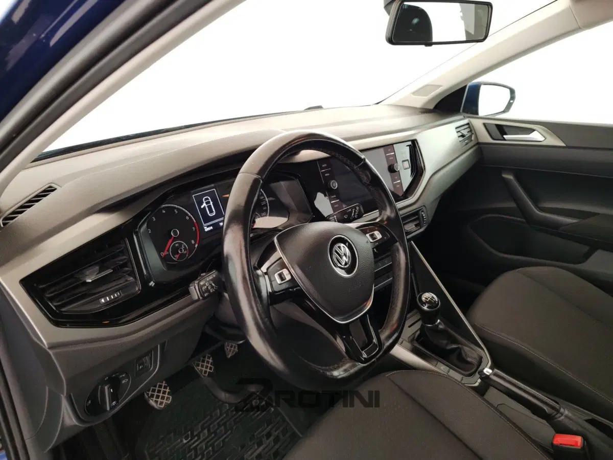 Volkswagen Polo usata a Massa-Carrara (8)