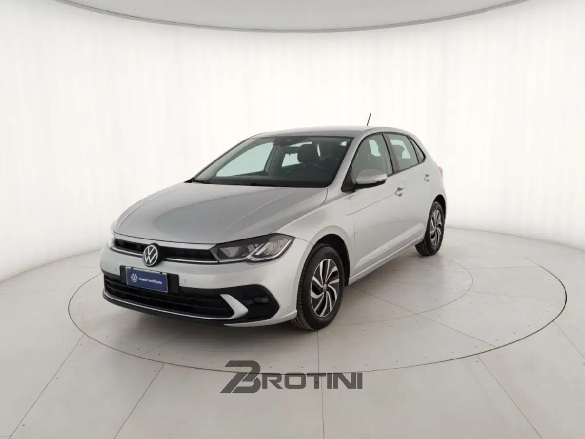 Volkswagen Polo usata a Massa-Carrara