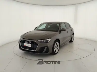 Audi A1 Sportback 25 TFSI S tronic S line edition del 2025 usata a Massa