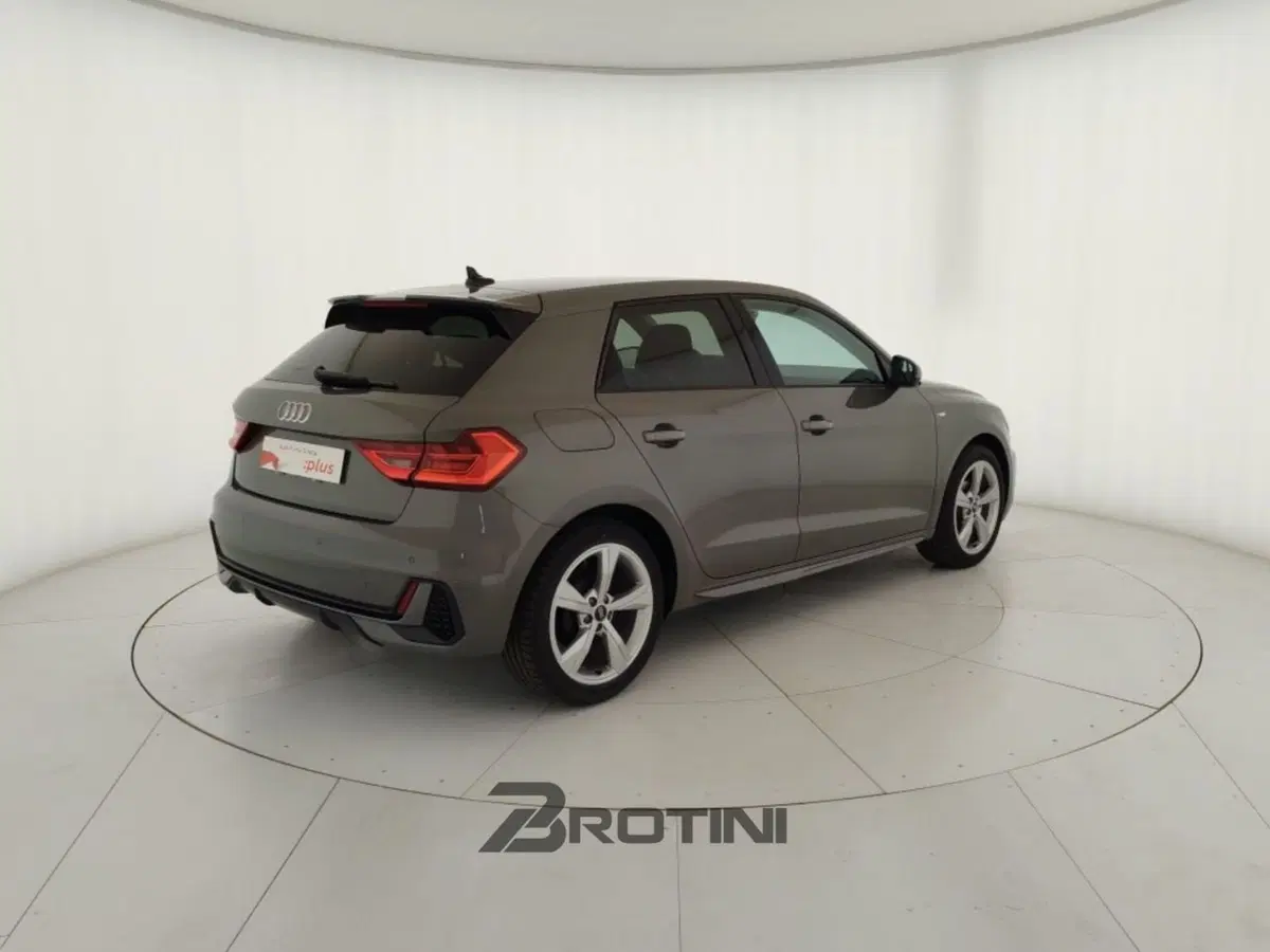 Audi A1 Sportback usata a Massa-Carrara (3)