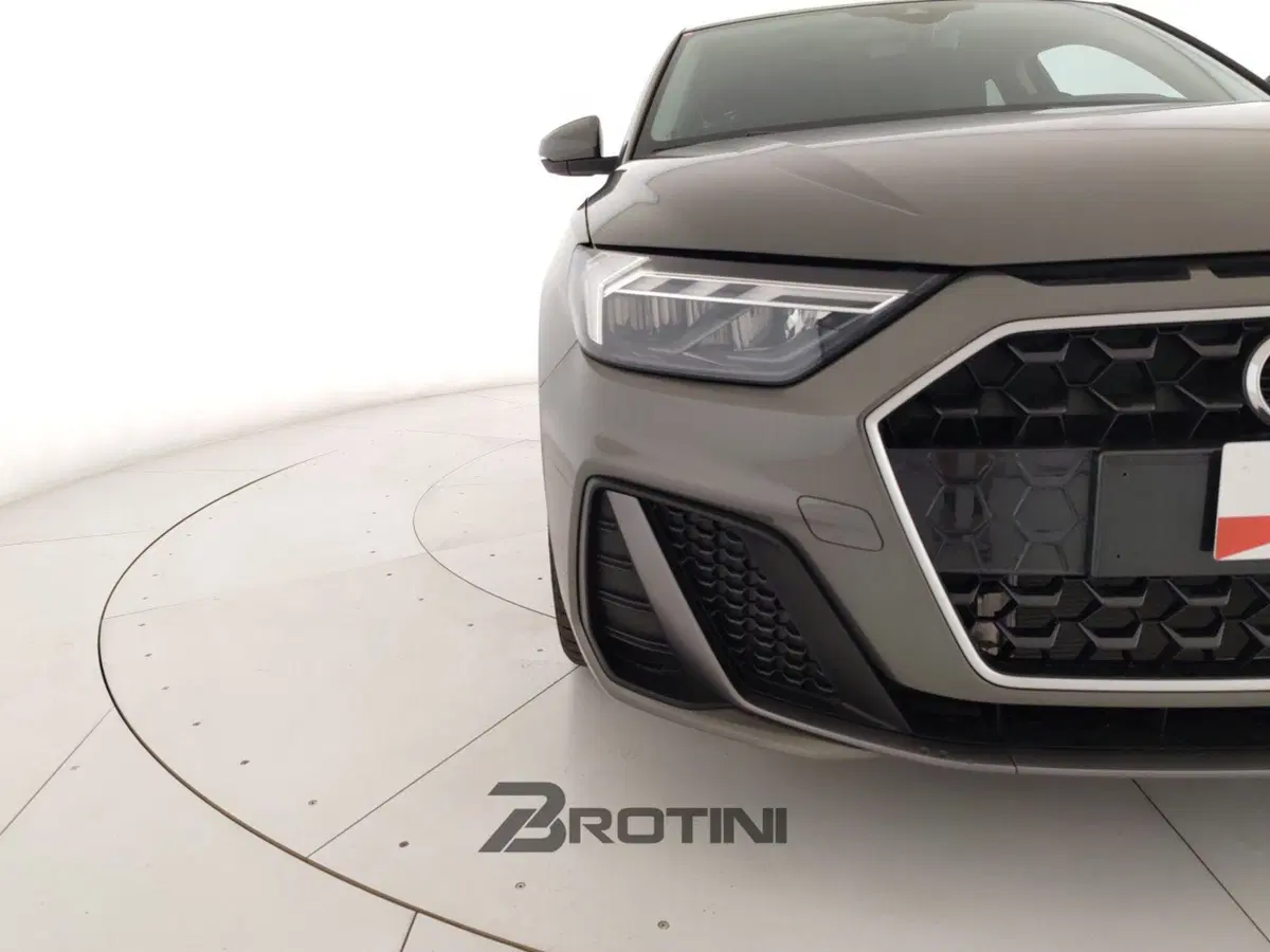 Audi A1 Sportback usata a Massa-Carrara (5)