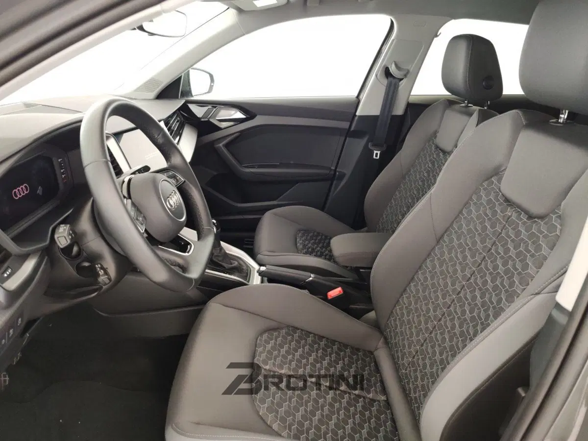 Audi A1 Sportback usata a Massa-Carrara (7)