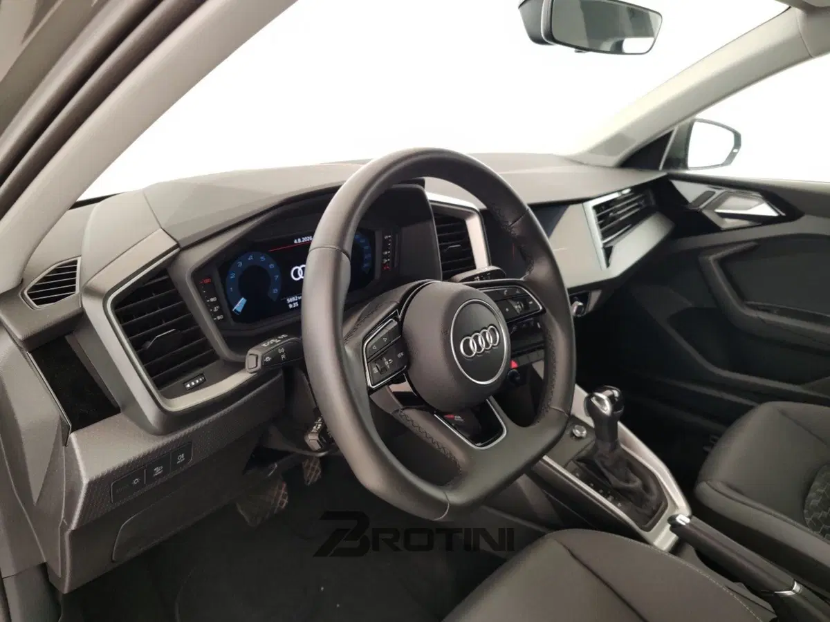 Audi A1 Sportback usata a Massa-Carrara (8)