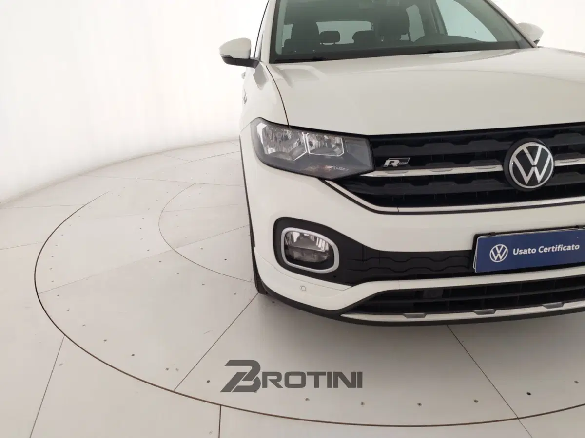 Volkswagen T-Cross usata a Massa-Carrara (5)