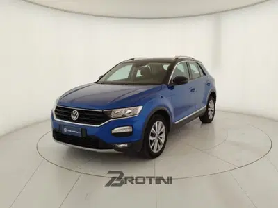 Volkswagen T-Roc 1.0 TSI Style del 2022 usata a Massa