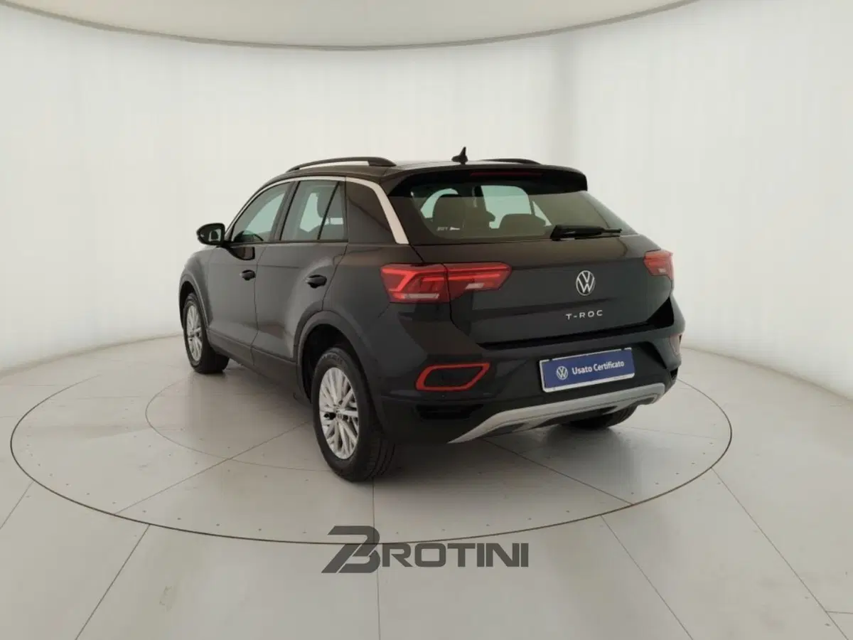 Volkswagen T-Roc usata a Massa-Carrara (2)