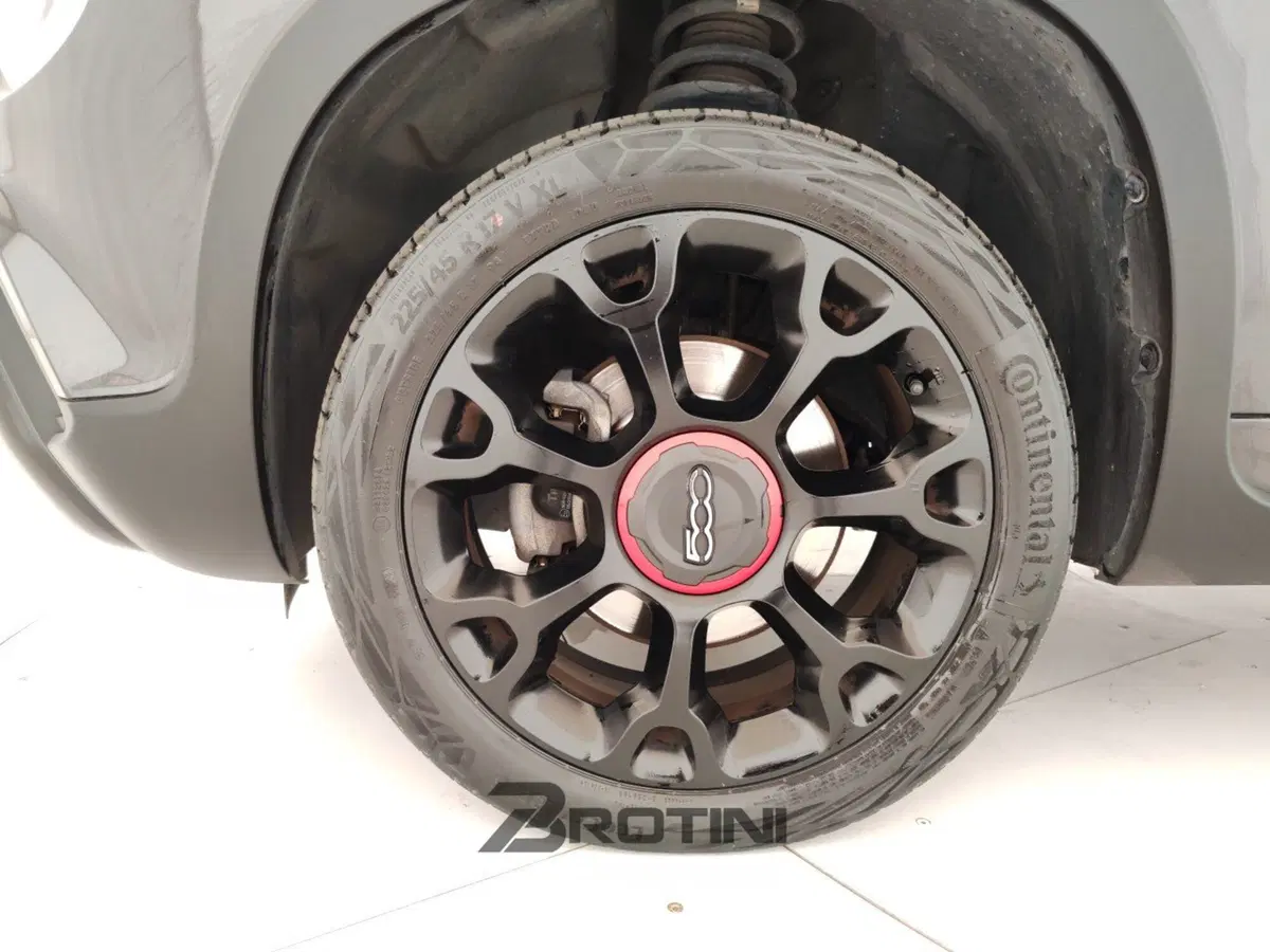 Fiat 500L usata a Massa-Carrara (10)
