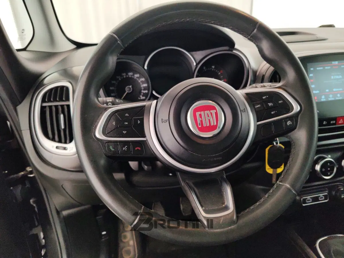Fiat 500L usata a Massa-Carrara (18)