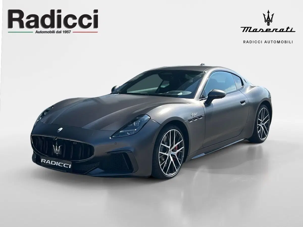 Maserati Granturismo usata a Ancona