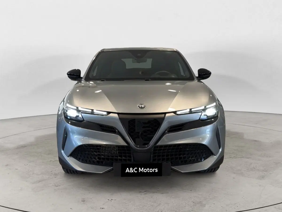 Alfa Romeo Junior usata a Napoli (2)