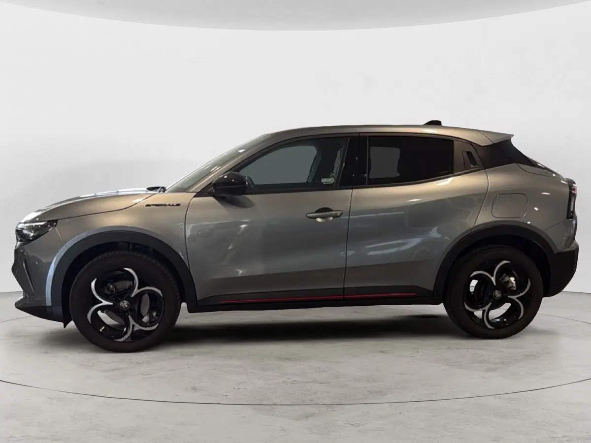 Alfa Romeo Junior usata a Napoli (3)
