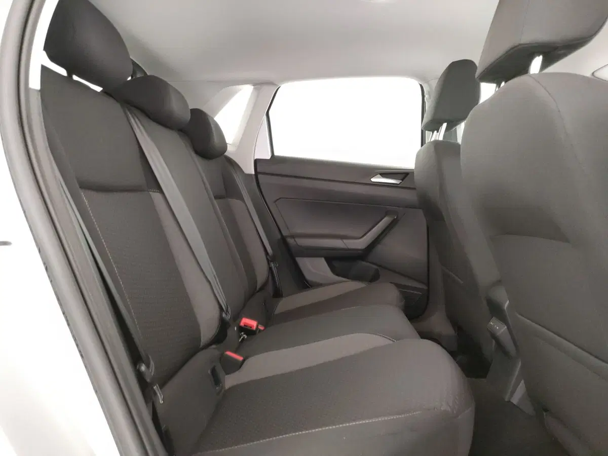 Volkswagen Polo usata a Napoli (10)