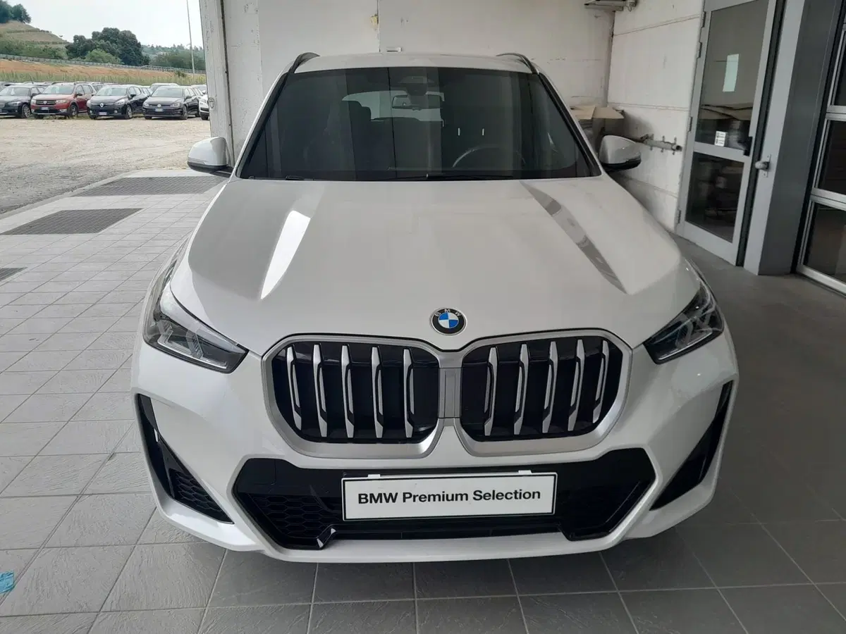 BMW X1 nuova a Asti (3)