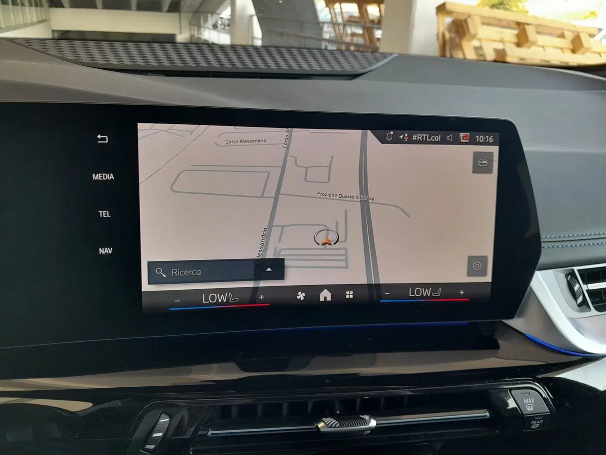 BMW Serie 2 Active Tourer usata a Asti (18)